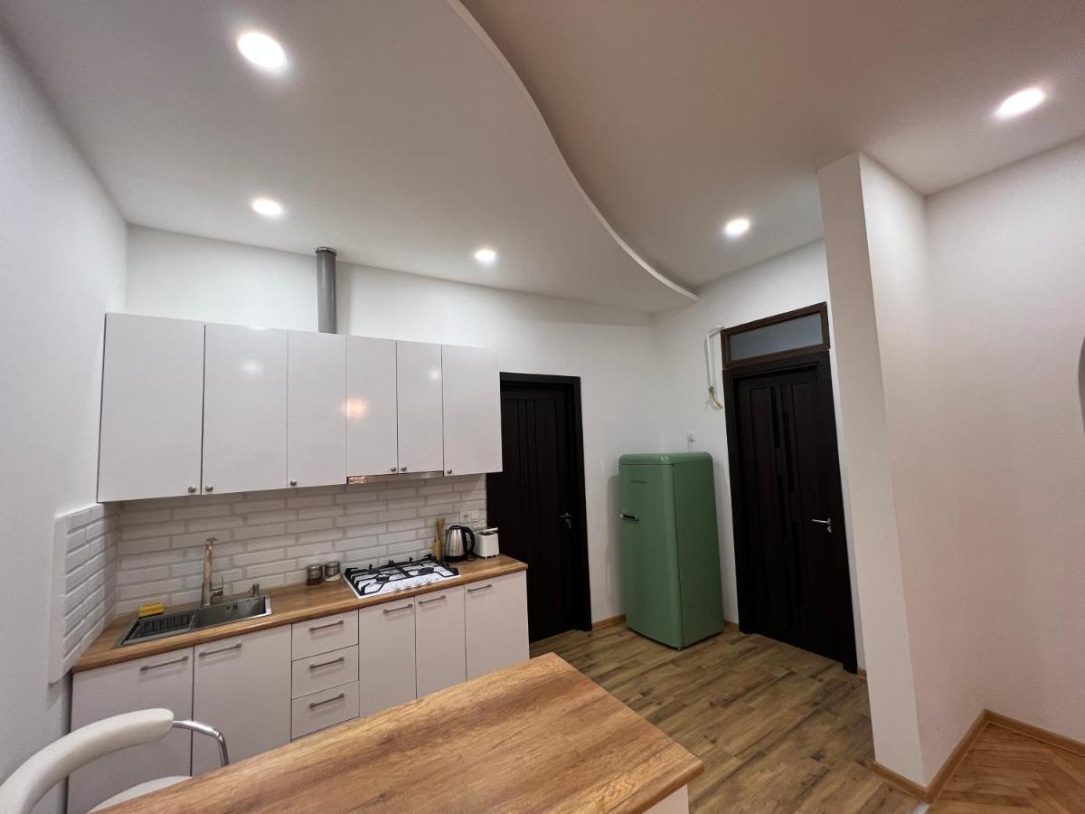 Cosy Apartment In Tbilisi Centre Экстерьер фото