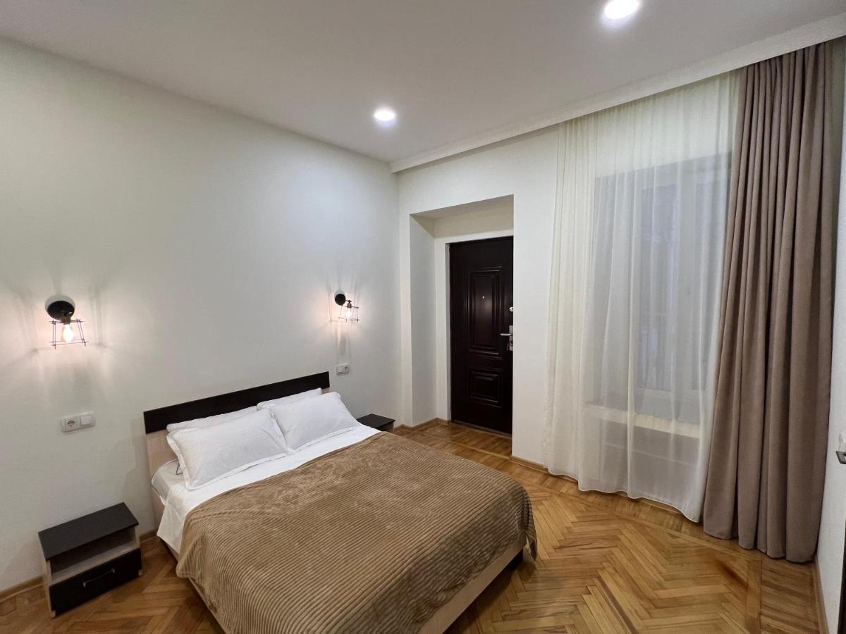 Cosy Apartment In Tbilisi Centre Экстерьер фото